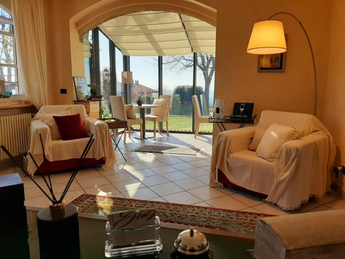 Relais Juliette Otel La Morra Dış mekan fotoğraf