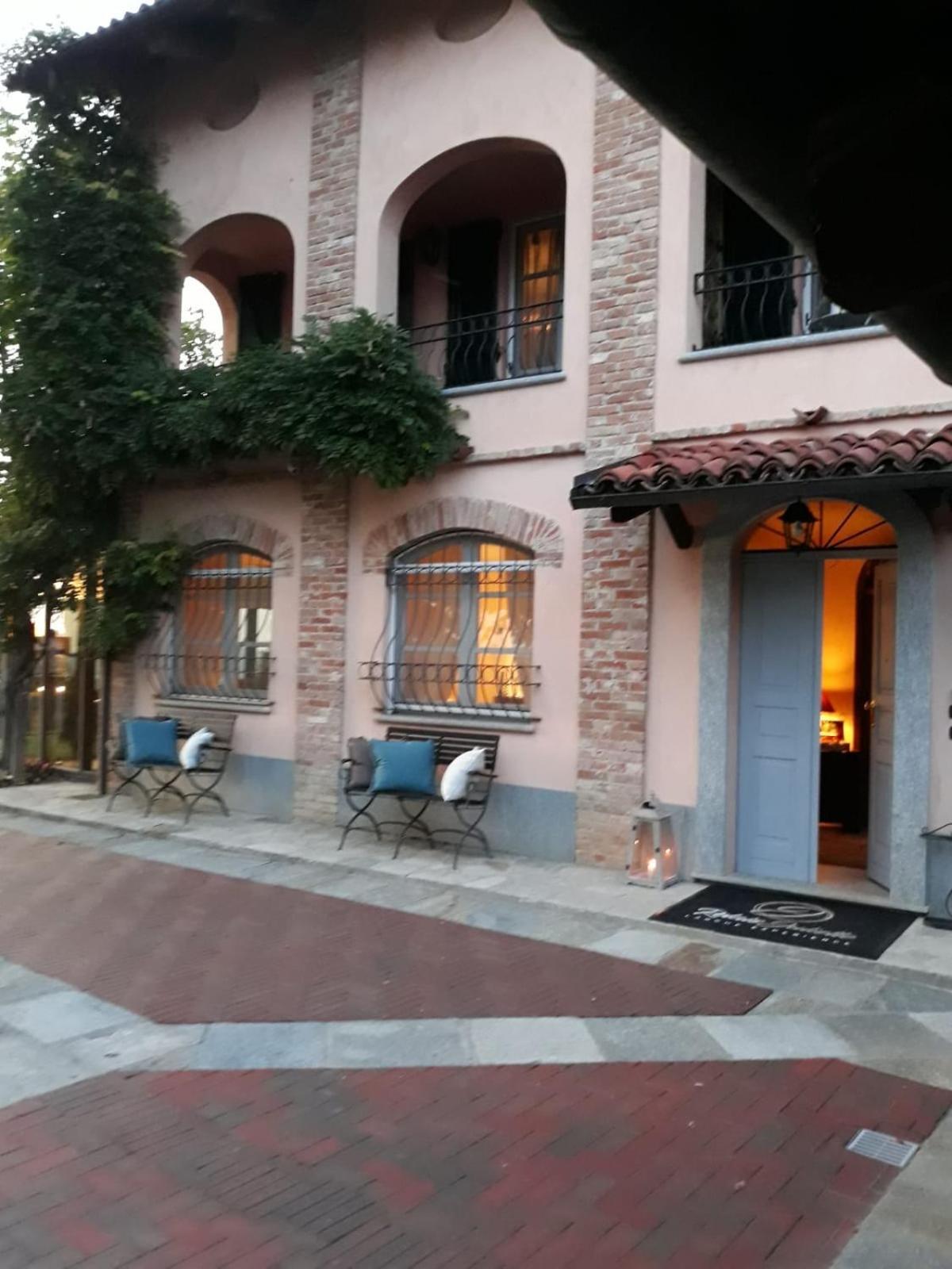 Relais Juliette Otel La Morra Dış mekan fotoğraf